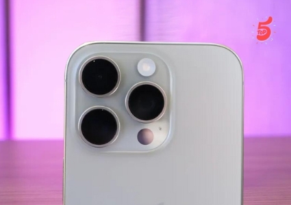 كاميرا iPhone 16 Pro